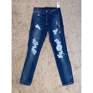 Distressed Aeropostale jeggings